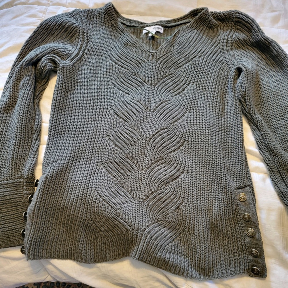 grey sweater